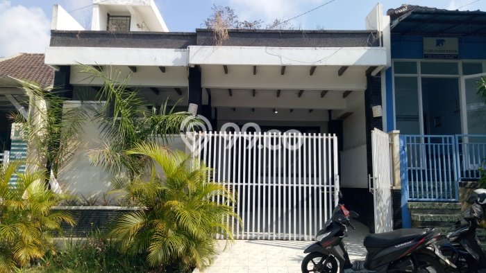 PROMO SPESIAL! Rumah Ready Stock lokasi Nusa Dua, Badung, Luas 114m² Bangunan 120m² PROMO SPESIAL! Rumah Ready Stock lokasi Nusa Dua, Badung, Luas 114m² Bangunan 120m²