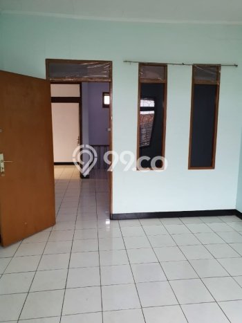 Dijual Hunian Rumah Terawat 3 KT di Taman Kopo Indah, Bandung Dijual Hunian Rumah Terawat 3 KT di Taman Kopo Indah, Bandung