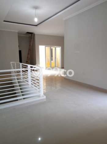 Rumah Cantik 2 Lt dalam semi Cluster di Kalisari, Cijantung, Jakarta Timur Rumah Cantik 2 Lt dalam semi Cluster di Kalisari, Cijantung, Jakarta Timur