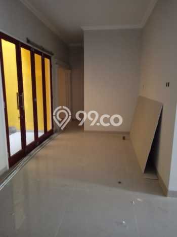 Rumah Cantik 2 Lt dalam semi Cluster di Kalisari, Cijantung, Jakarta Timur Rumah Cantik 2 Lt dalam semi Cluster di Kalisari, Cijantung, Jakarta Timur