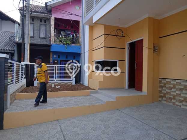 Rumah Cantik 2 Lt dalam semi Cluster di Kalisari, Cijantung, Jakarta Timur Rumah Cantik 2 Lt dalam semi Cluster di Kalisari, Cijantung, Jakarta Timur