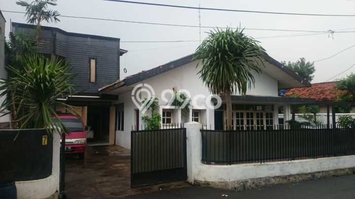 Rumah Eksklusif Siap Huni LT 560m2 di Kramat Jati, Jakarta Timur Rumah Eksklusif Siap Huni LT 560m2 di Kramat Jati, Jakarta Timur
