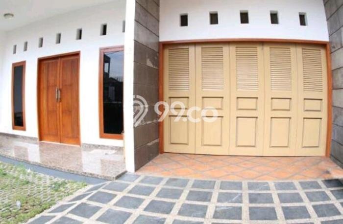 For Sale! Luxury House LT 250m2 Desain Elegan di Cigadung For Sale! Luxury House LT 250m2 Desain Elegan di Cigadung