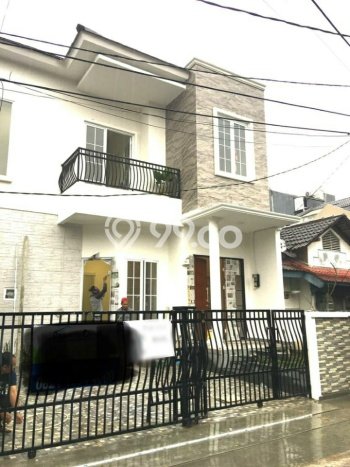 Hunian Nyaman Asri 4 KT Siap Huni di BSD Tangerang Hunian Nyaman Asri 4 KT Siap Huni di BSD Tangerang