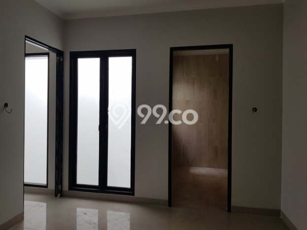 Siap Huni Rumah Mewah 4 Kamar di Tebet Dekat ke Mana Saja Siap Huni Rumah Mewah 4 Kamar di Tebet Dekat ke Mana Saja
