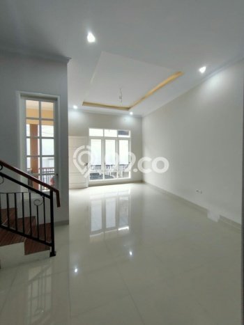 Jual Rumah Minimalis Bagus Punya 3 KT di Jagakarsa Jakarta Selatan SHM Jual Rumah Minimalis Bagus Punya 3 KT di Jagakarsa Jakarta Selatan SHM