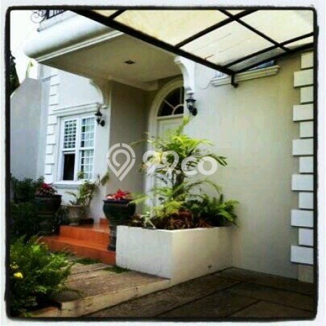 Rumah Luxury Modern Siap Huni di Cinere Jakarta Selatan Rumah Luxury Modern Siap Huni di Cinere Jakarta Selatan
