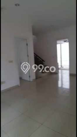 Jual Rumah Mewah Megah Dengan View Eksklusif di Green Lake City, Jakarta Barat Jual Rumah Mewah Megah Dengan View Eksklusif di Green Lake City, Jakarta Barat