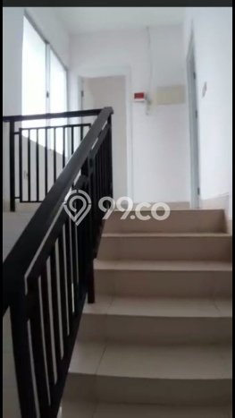 Jual Rumah Mewah Megah Dengan View Eksklusif di Green Lake City, Jakarta Barat Jual Rumah Mewah Megah Dengan View Eksklusif di Green Lake City, Jakarta Barat