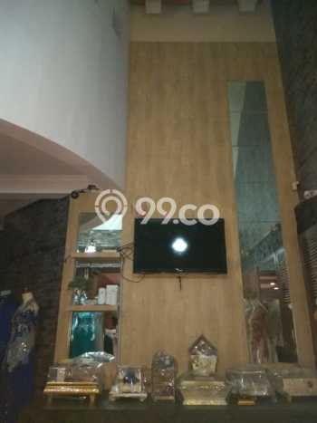 Rumah 5 KT 3 KM LT 270m², LB 251m² di Pos Pengumben, Jakarta Barat Rumah 5 KT 3 KM LT 270m², LB 251m² di Pos Pengumben, Jakarta Barat