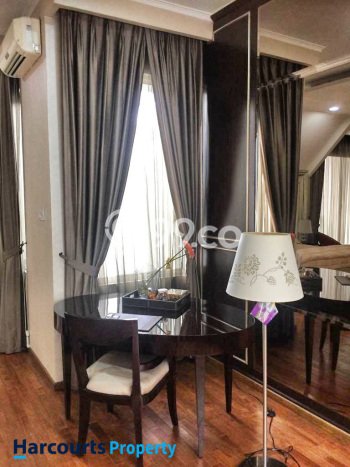 Rumah Luxury Modern Tanpa Renovasi di Senayan Jakarta Selatan Rumah Luxury Modern Tanpa Renovasi di Senayan Jakarta Selatan