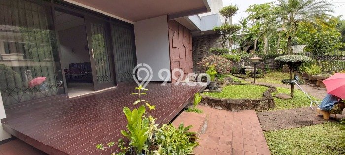 Rumah Luxury Modern Siap Huni di Buah-buahan Malang Rumah Luxury Modern Siap Huni di Buah-buahan Malang