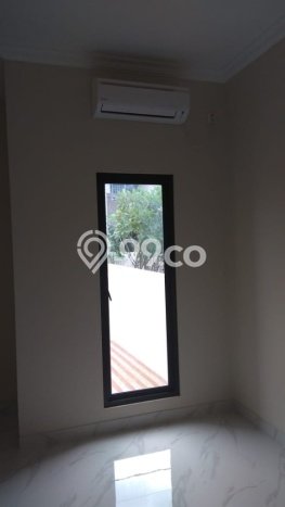 Jual Rumah Modern 5 KT di Serpong Villa Melati Mas, Tangerang Selatan Jual Rumah Modern 5 KT di Serpong Villa Melati Mas, Tangerang Selatan