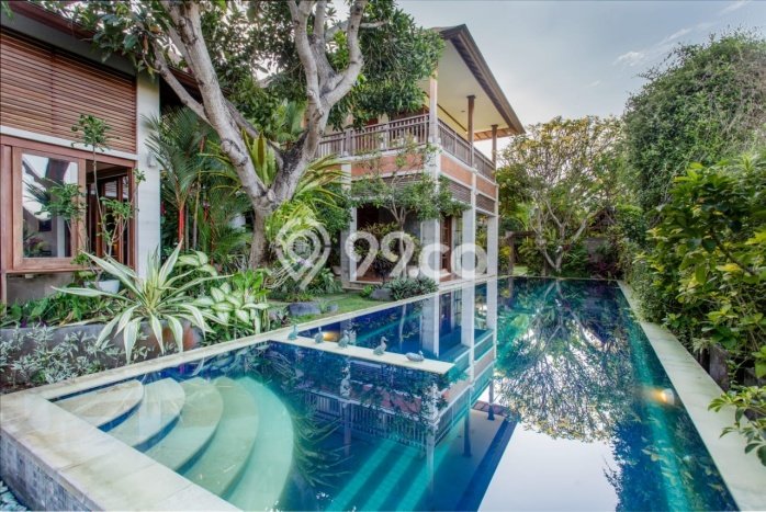 Jual Rumah Luas Elegan Dengan View Cantik di Canggu, Badung Jual Rumah Luas Elegan Dengan View Cantik di Canggu, Badung