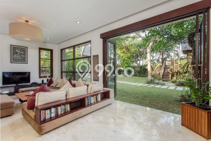 Hunian Elit LB 771m2 Siap Pakai Desain Elegan di Canggu, Badung Hunian Elit LB 771m2 Siap Pakai Desain Elegan di Canggu, Badung