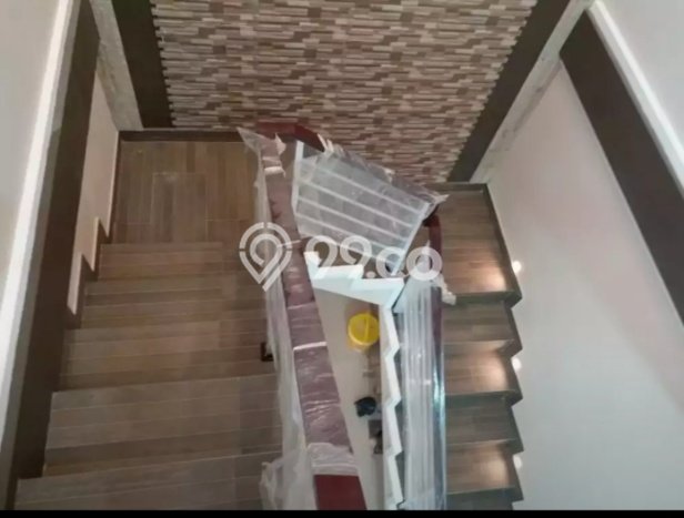 Dijual Cepat Rumah Bagus Siap Huni LB 200m2 di Banyuanyar, Solo Dijual Cepat Rumah Bagus Siap Huni LB 200m2 di Banyuanyar, Solo
