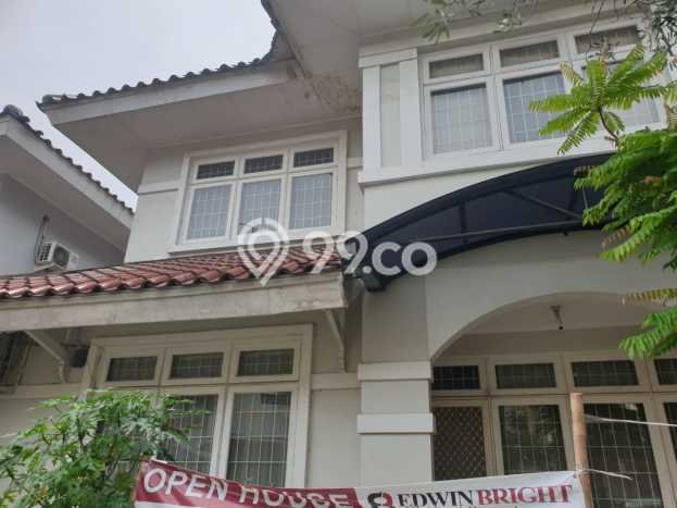 Rumah Elit Modern Siap Huni di Bintaro Tangerang Selatan Rumah Elit Modern Siap Huni di Bintaro Tangerang Selatan