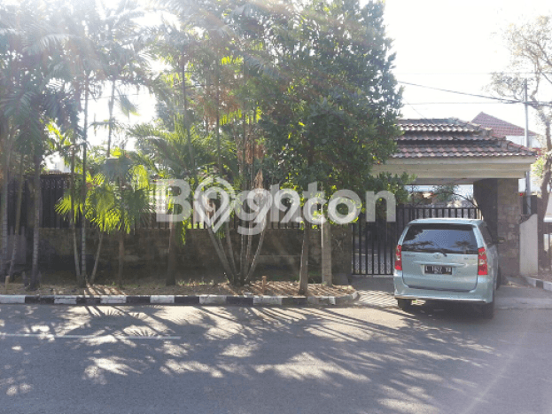 Rumah di , 3 KM, Lingkungan Strategis, LT 1170m2m² LB 500m2m² Rumah di , 3 KM, Lingkungan Strategis, LT 1170m2m² LB 500m2m²