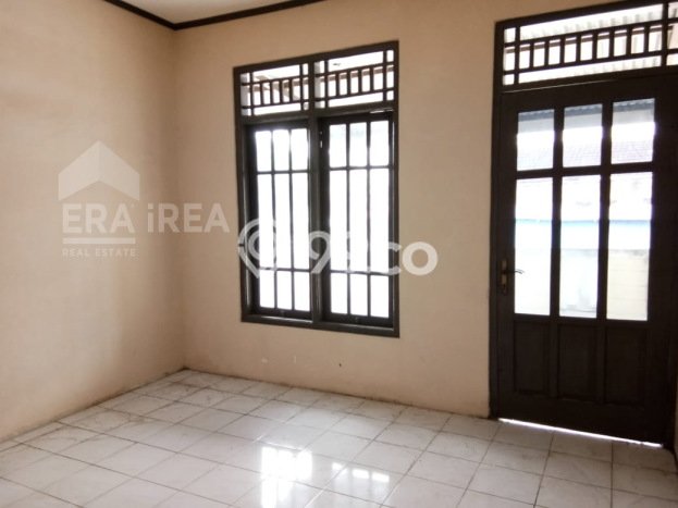 HOT PROPERTY! Rumah Strategis di Mojolaban, Luas 523m² Bangunan 300m² HOT PROPERTY! Rumah Strategis di Mojolaban, Luas 523m² Bangunan 300m²