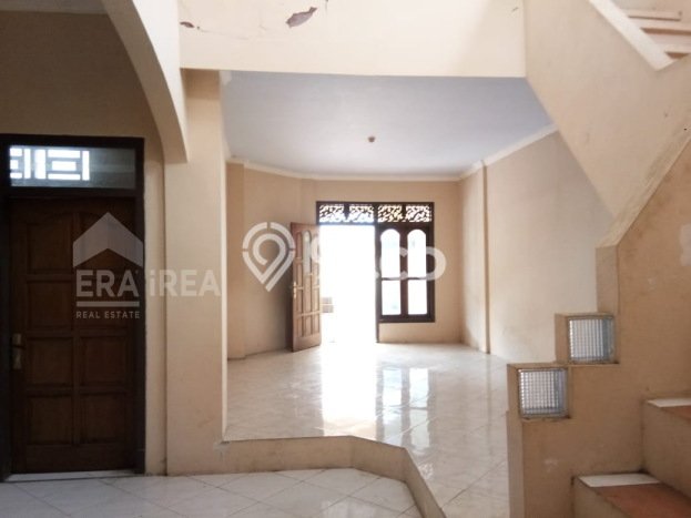 HOT PROPERTY! Rumah Strategis di Mojolaban, Luas 523m² Bangunan 300m² HOT PROPERTY! Rumah Strategis di Mojolaban, Luas 523m² Bangunan 300m²