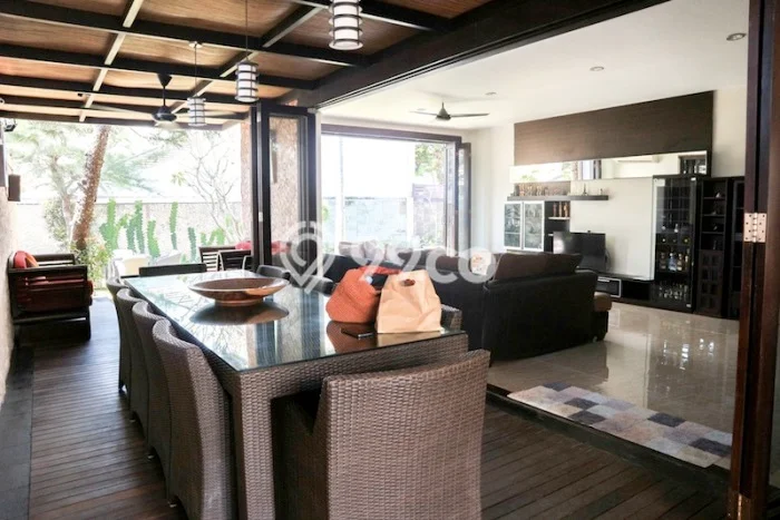 Rumah Mewah LB 250m2 Siap Pakai Desain Elegan di Nusa Dua, Badung Rumah Mewah LB 250m2 Siap Pakai Desain Elegan di Nusa Dua, Badung