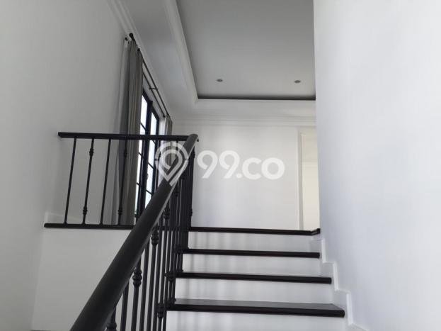 Hunian Strategis Disewakan 5 Kamar di Cilandak Bisa Nego Hunian Strategis Disewakan 5 Kamar di Cilandak Bisa Nego