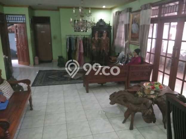 For Sale Rumah 4 Kamar Lokasi Ideal Nyaman dan Strategis di Ciputat Timur For Sale Rumah 4 Kamar Lokasi Ideal Nyaman dan Strategis di Ciputat Timur