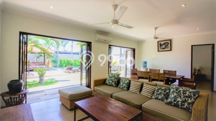 Rumah Elit LB 400m2 Siap Huni Desain Elegan di canggu, Badung Rumah Elit LB 400m2 Siap Huni Desain Elegan di canggu, Badung