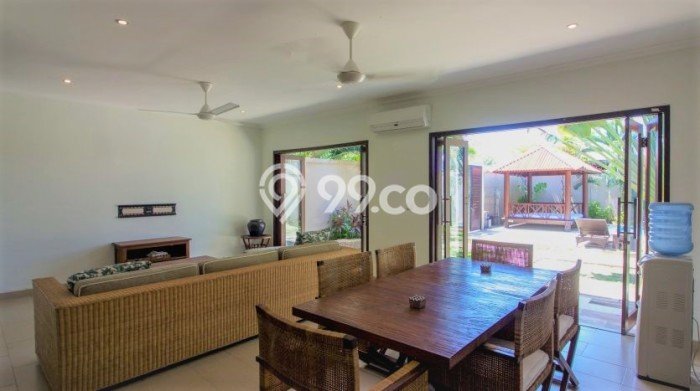Rumah Elit LB 400m2 Siap Huni Desain Elegan di canggu, Badung Rumah Elit LB 400m2 Siap Huni Desain Elegan di canggu, Badung
