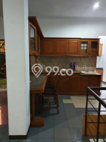 Rumah kawasan Pasteur, 3 KT, Lingkungan Elite, Luas 330m² LB 300m² Rumah kawasan Pasteur, 3 KT, Lingkungan Elite, Luas 330m² LB 300m²