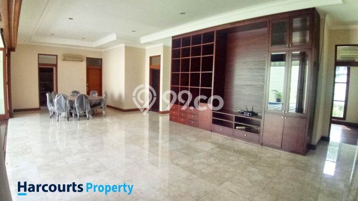 Sewa Rumah Strategis di Cipete LT 600m2 / LB 400m2 Siap Huni Sewa Rumah Strategis di Cipete LT 600m2 / LB 400m2 Siap Huni