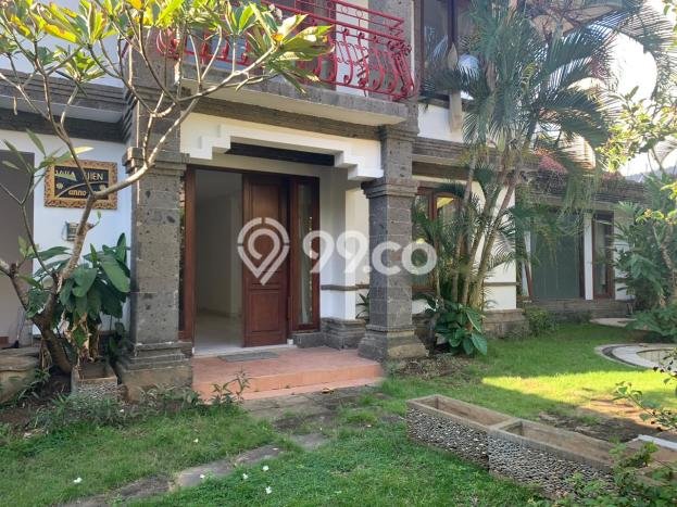 Ready to Use! Luxury House LT 294m2 Desain Elegan di Petitenget Ready to Use! Luxury House LT 294m2 Desain Elegan di Petitenget