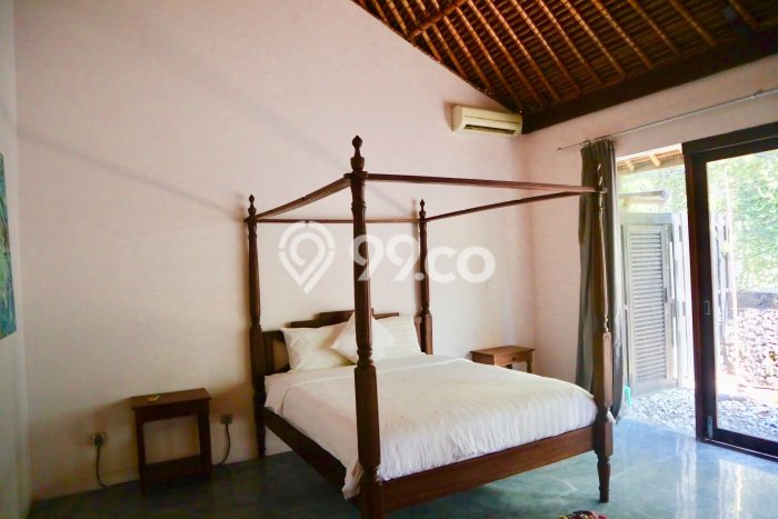 Disewakan Rumah Strategis LT 1800m2 / LB 500m2 di Pererenan, Badung Disewakan Rumah Strategis LT 1800m2 / LB 500m2 di Pererenan, Badung