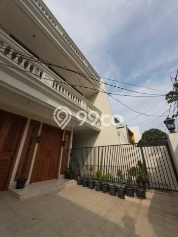Rumah Luxury Modern Siap Huni di Pondok Indah Jakarta Selatan Rumah Luxury Modern Siap Huni di Pondok Indah Jakarta Selatan