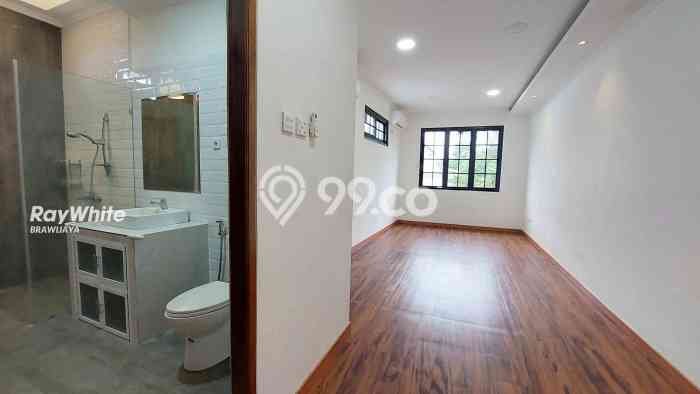 Rumah di Cilandak, Siap Huni, 3 KT, Dekat Cilandak, Jakarta Selatan, Jakarta Selatan, LT 160m² LB 220m² Rumah di Cilandak, Siap Huni, 3 KT, Dekat Cilandak, Jakarta Selatan, Jakarta Selatan, LT 160m² LB 220m²