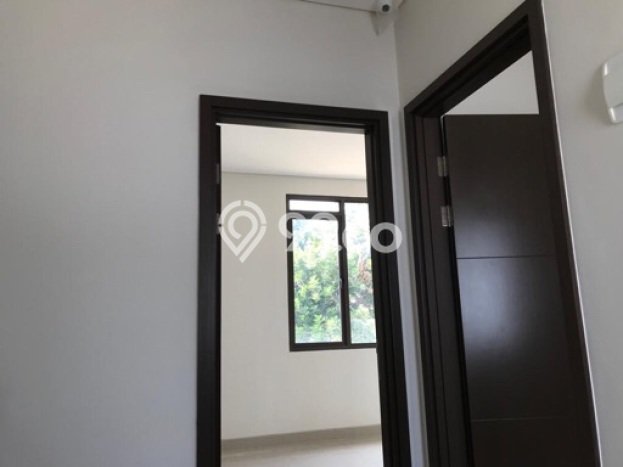 Rumah Luas Asri 2 KT Siap Huni di BSD Tangerang Rumah Luas Asri 2 KT Siap Huni di BSD Tangerang