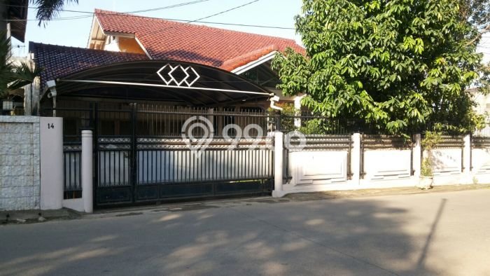 Rumah 4 KT 3 KM Fasilitas Gym di Jatibening, Bekasi Rumah 4 KT 3 KM Fasilitas Gym di Jatibening, Bekasi