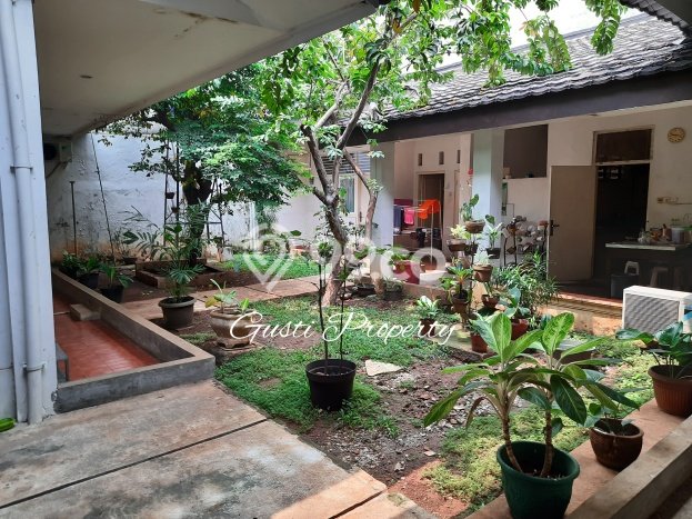 Dijual Hunian Mewah dengan Fasilitas Sekitar Komplit di Cilandak, Jakarta Selatan Dijual Hunian Mewah dengan Fasilitas Sekitar Komplit di Cilandak, Jakarta Selatan