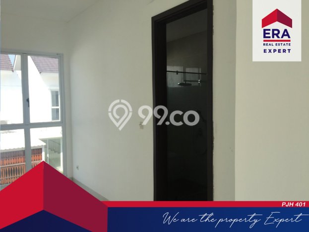 EXCLUSIVE OFFER! Rumah kawasan Cakung, 3 KM, Lingkungan Elite, Luas 240m² Bangunan 235m² EXCLUSIVE OFFER! Rumah kawasan Cakung, 3 KM, Lingkungan Elite, Luas 240m² Bangunan 235m²