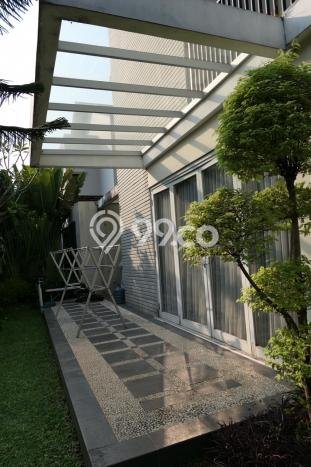 Jual Rumah Mewah Megah Dengan View Cantik di Bintaro, Tangerang Selatan Jual Rumah Mewah Megah Dengan View Cantik di Bintaro, Tangerang Selatan