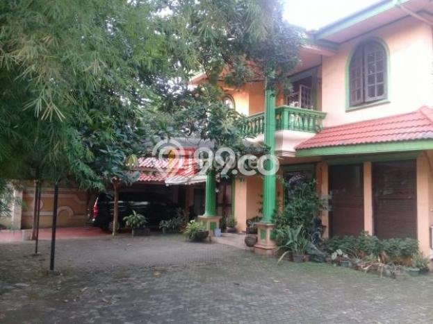 Rumah Elit LB 557m2 Siap Pakai Desain Elegan di Kemang, Jakarta Selatan Rumah Elit LB 557m2 Siap Pakai Desain Elegan di Kemang, Jakarta Selatan