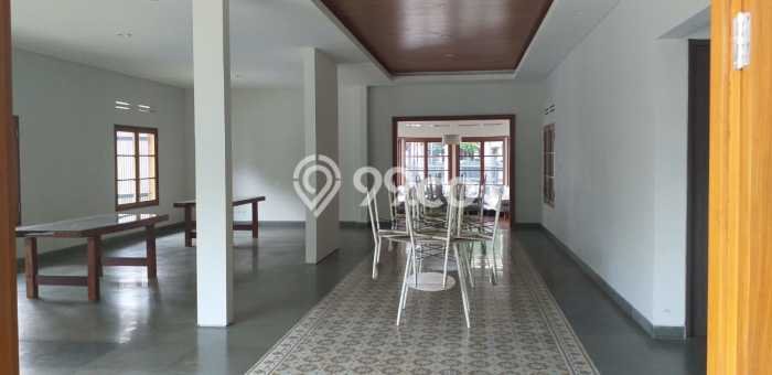 Hunian Mewah Dijual LT 1280m2 di Coblong, Bandung Hunian Mewah Dijual LT 1280m2 di Coblong, Bandung