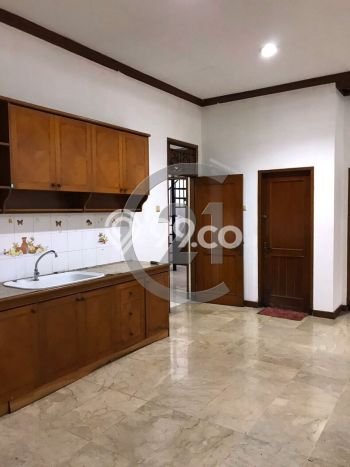 For Sale! Premium House LT 300m2 Desain Elegan di Margonda For Sale! Premium House LT 300m2 Desain Elegan di Margonda