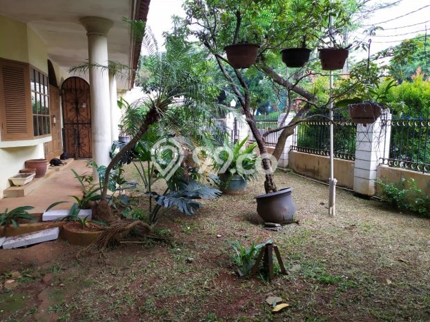 Siap Huni Rumah Mewah 4 Kamar di Cinere Dekat ke Mana Saja Siap Huni Rumah Mewah 4 Kamar di Cinere Dekat ke Mana Saja