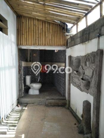 Rumah Menguntungkan di , Dekat Kawasan Komersial, Badung - 6 Kamar Tidur Rumah Menguntungkan di , Dekat Kawasan Komersial, Badung - 6 Kamar Tidur