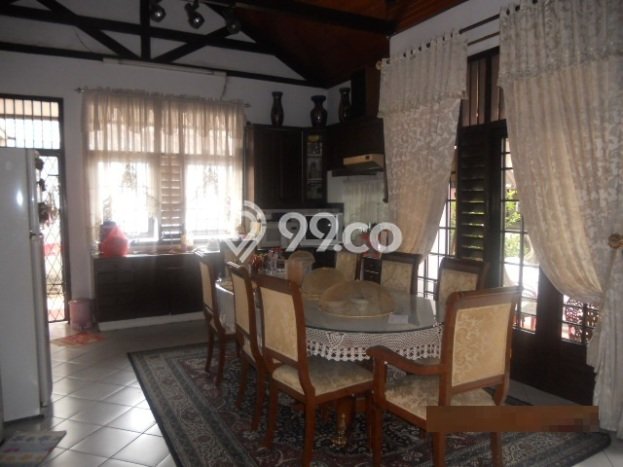 Rumah Elit Modern Tanpa Renovasi di Jaka Permai Bekasi Rumah Elit Modern Tanpa Renovasi di Jaka Permai Bekasi