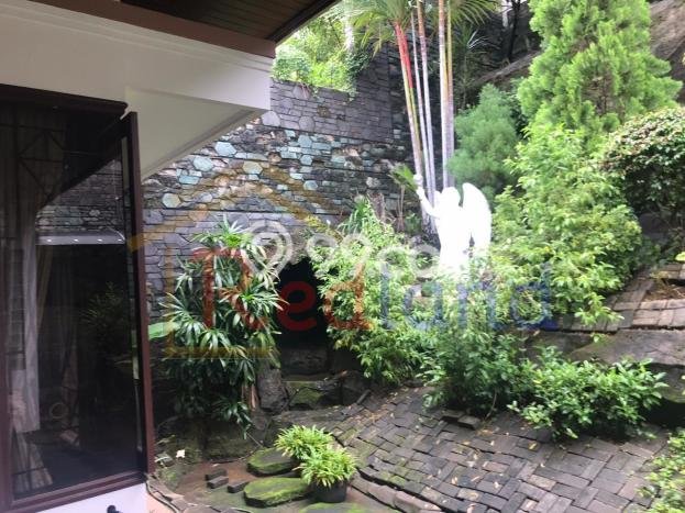 Dijual Rumah Luas Elegan Dengan View Cantik di Ngesrep, Semarang Dijual Rumah Luas Elegan Dengan View Cantik di Ngesrep, Semarang