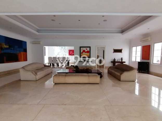 For Sale! Luxury House LT 1200m2 Desain Modern di Kemang For Sale! Luxury House LT 1200m2 Desain Modern di Kemang