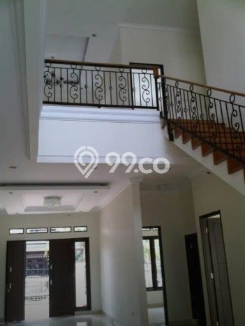 Rumah Luxury Modern Tanpa Renovasi di Bintaro Tangerang Selatan Rumah Luxury Modern Tanpa Renovasi di Bintaro Tangerang Selatan