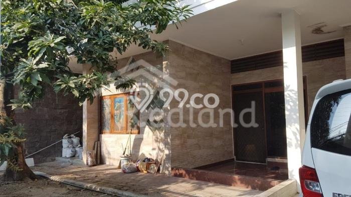 For Sale Rumah Mewah Exclusive di Rungkut, Surabaya For Sale Rumah Mewah Exclusive di Rungkut, Surabaya